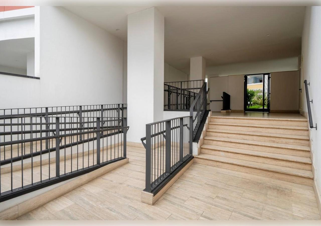Moderno Bilocale Con Ampio Balcone Apartment Mailand